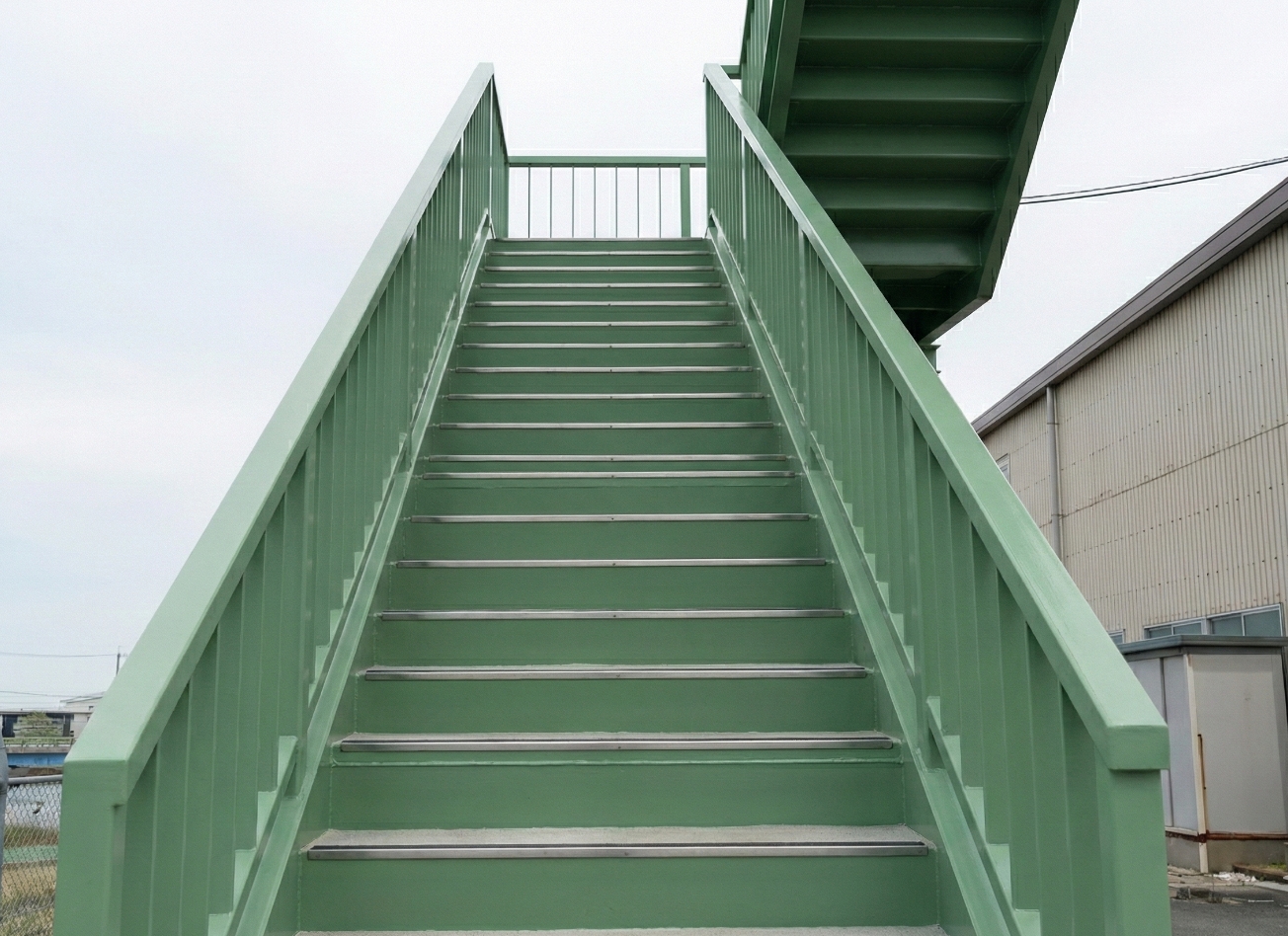 鉄骨階段修繕工事