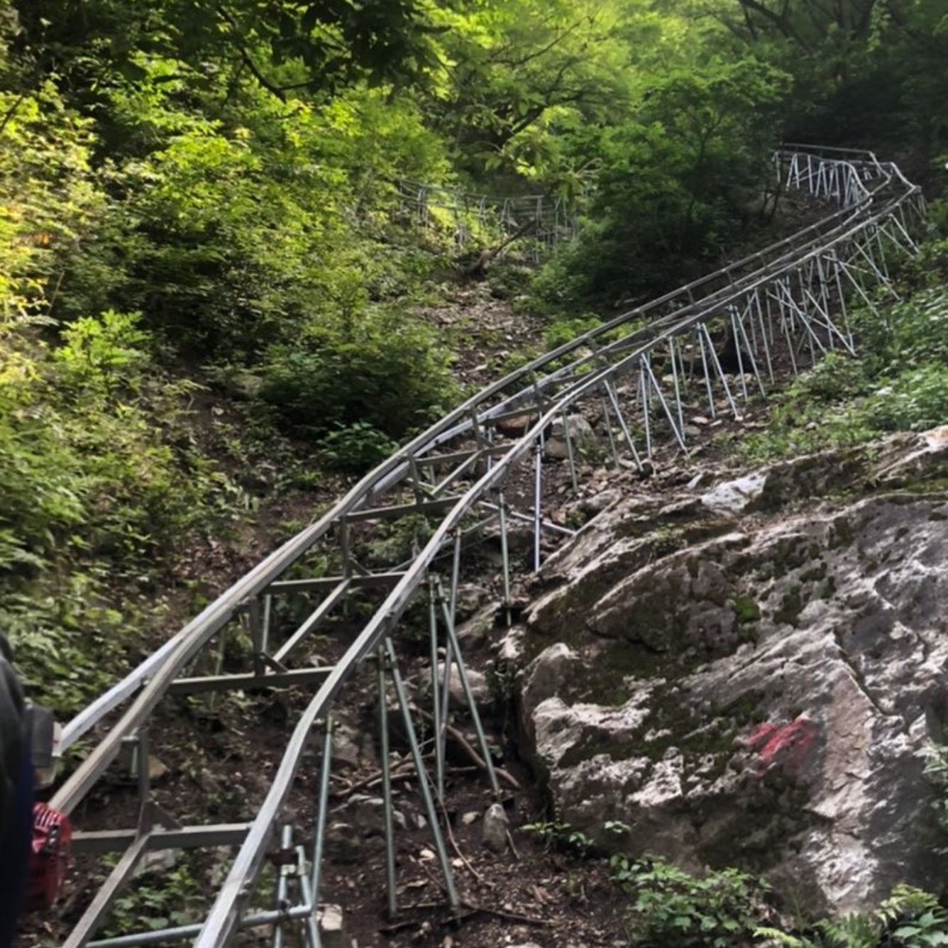 工事用モノレール仮設・撤去工事